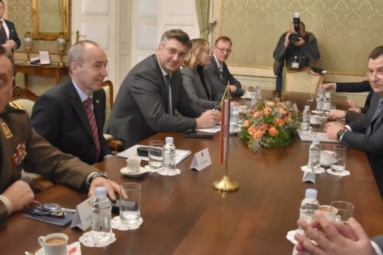 Ukrajinski ministar obrane priznao 'po hrvatsku stranu štetan' remont MiG-ova