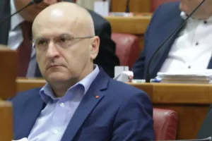 Plenković: Medved nije slao pismo HRT-u; Matić: Premijer smatra da mi je IQ manji od broja cipela
