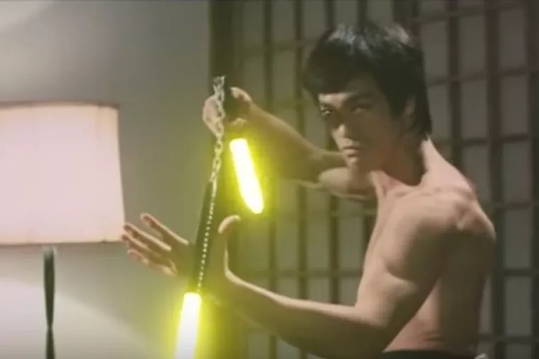 VIDEO: Bruce Lee i svjetlosne nunčake