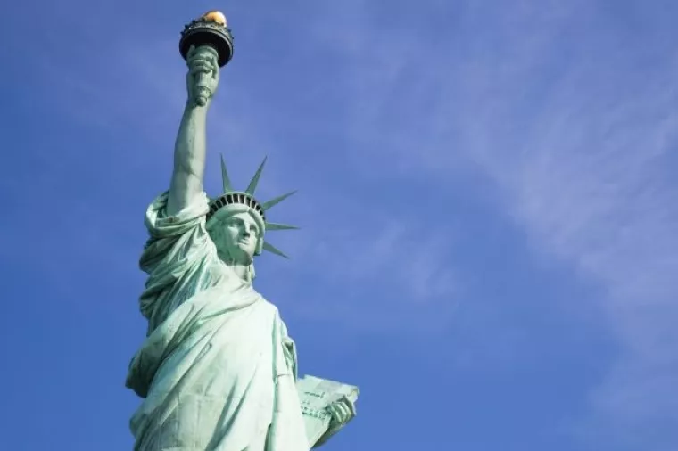 Kip slobode i otok Ellis zatvoreni zbog nedostatka novca