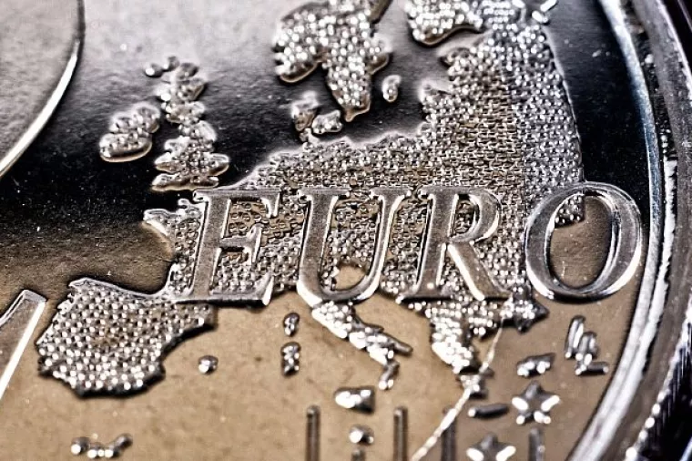 Jačanje eura šteti europskim izvoznicima, brine dužnosnike ECB-a