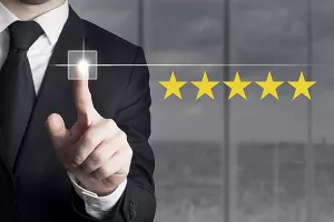 Novi broj Lidera - Administracija: U čak deset ministarstava svi službenici odlikaši