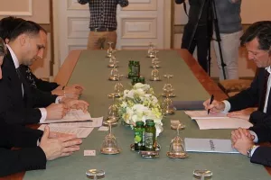 Erste banka darovala zemljište za izgradnju zgrade 1. Gimnazije u Osijeku