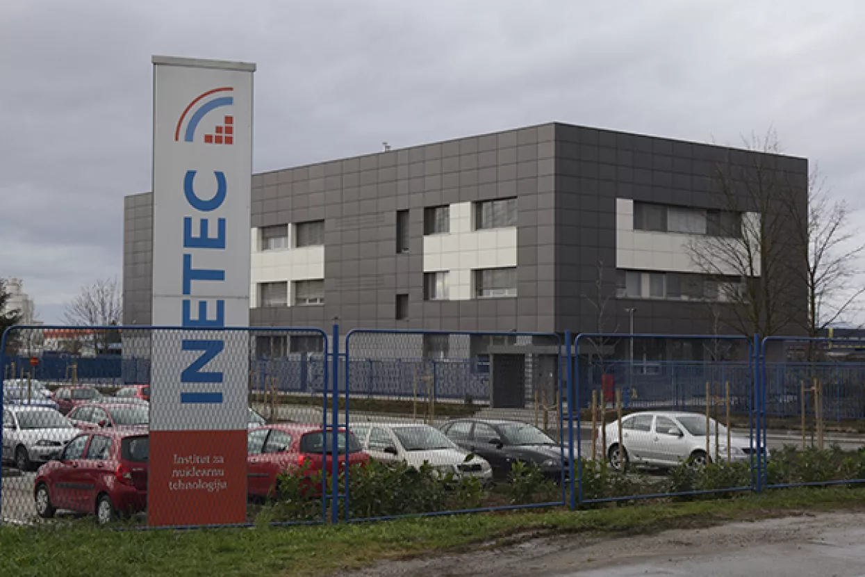 Samozatajne tvrtke (9): Inetecovi ljudi i roboti za paklene dijelove nuklearki