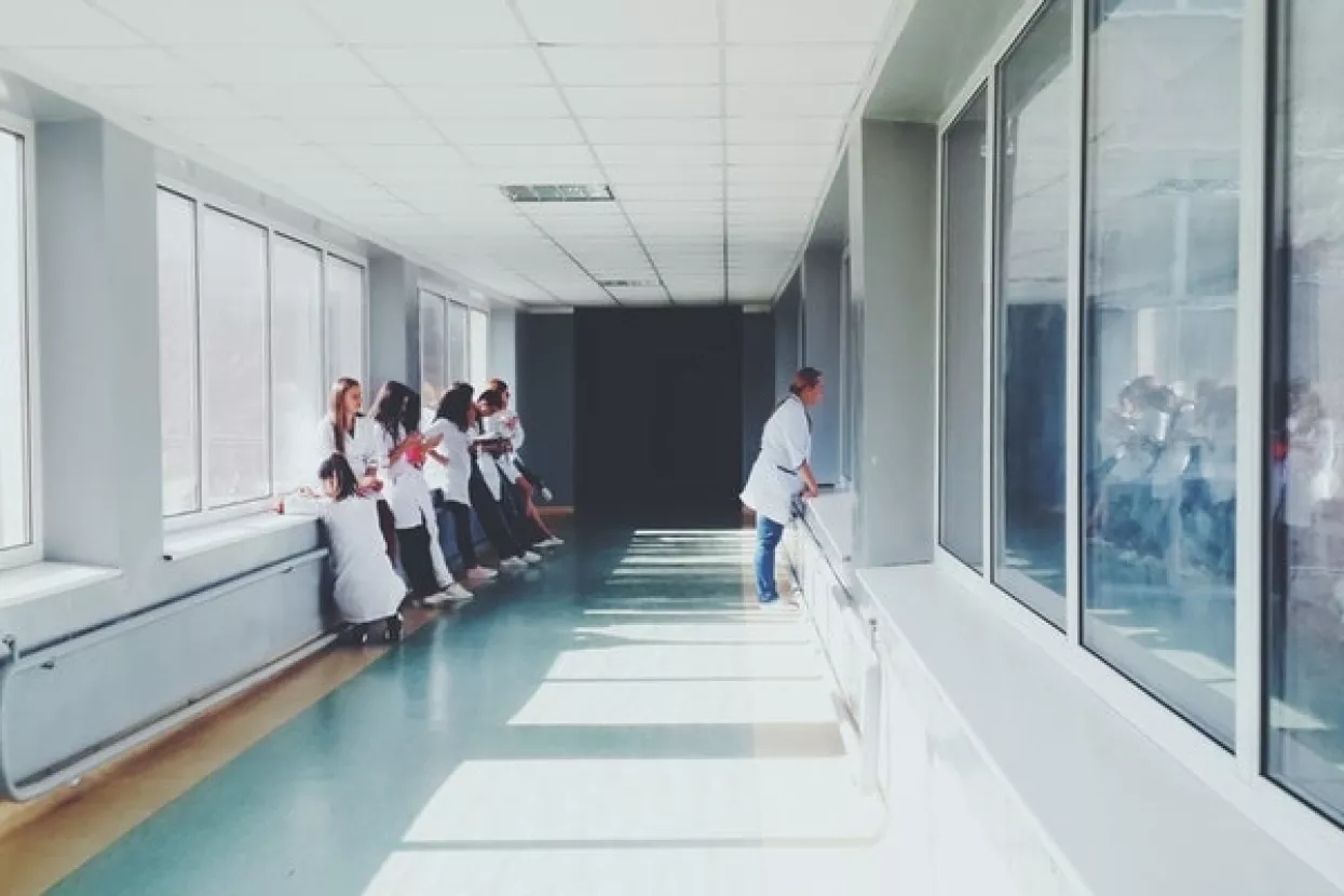 Sindikat: Kujundžić zanemaruje ostale djelatnike u zdravstvu, prekovremeni rad treba plaćati svima