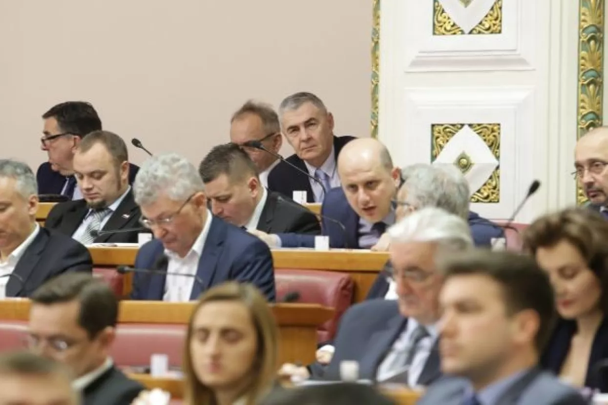 Beus Richembergh traži psihijatrijsko vještačenje za 'žrtvu paljbene skupine u Saboru' Glasnovića