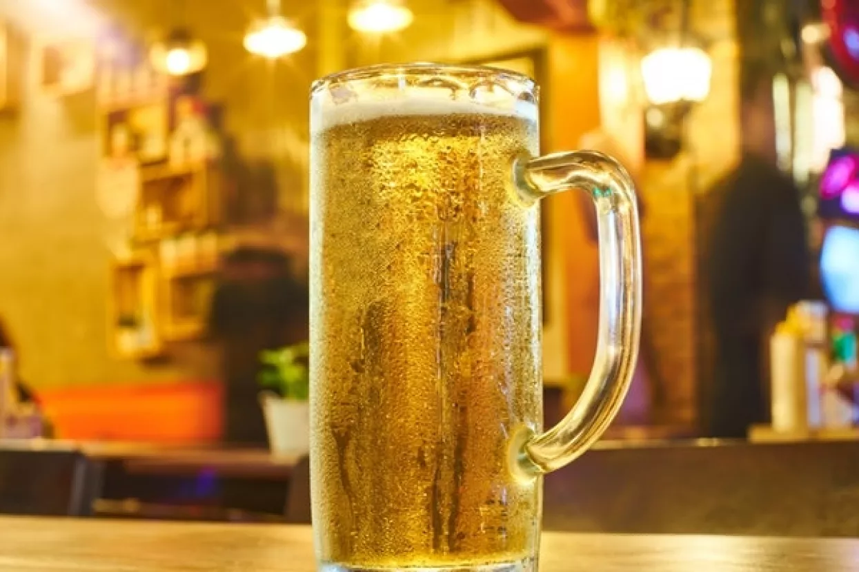 Potvrđen izvanredni otkaz prodavaču koji je popio pola boce piva, povrijedio interni pravilnik Spara