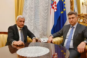 Ramljak dostavio Vladi dokumentaciju o angažiranju savjetnika u Agrokoru