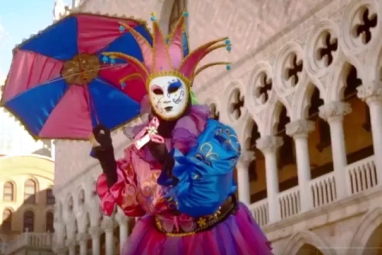 Početak venecijanskog karnevala: 'Let anđela' popratilo više od 20 tisuća ljudi