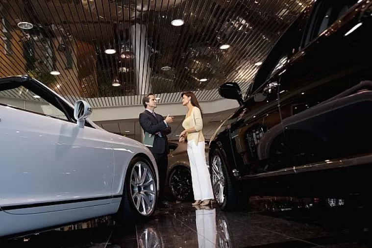 Zbog promjene tro&scaron;arina i PDV-a prodaja automobila skočila 31 posto