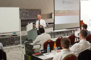 Dodjeljujemo stipendiju za APB predavanje Bulenta Gultekina s Whartona