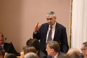 Glasnović osmislio upitnik s 9 pitanja - 'okvir za buduću lustraciju'