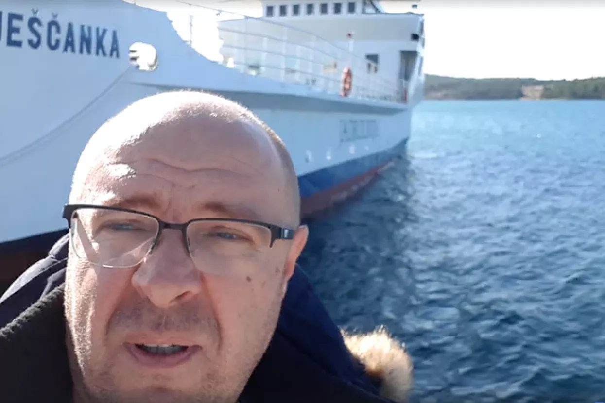 Očajni bodul: Musk je lansirao najsnažniju raketu u svemir, a ja ne mogu do Žirja