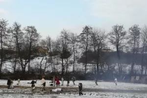 FOTO: Kmetovi razvalili vlastelu kod Majsecovog mlina