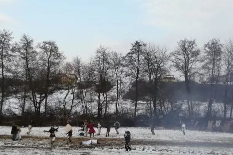 FOTO: Kmetovi razvalili vlastelu kod Majsecovog mlina