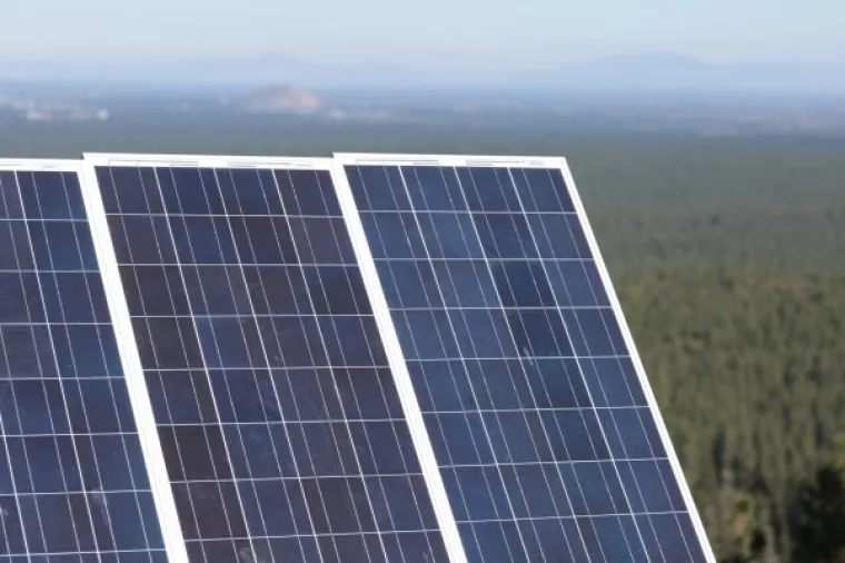 Nizozemska gradi prvu plutajuću solarnu farmu