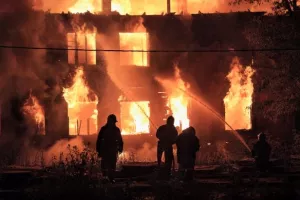 Požar progutao prodajni centar Elgrada u Rijeci, šteta je ogromna