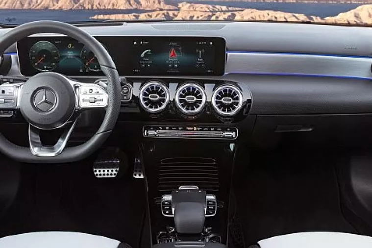 Mercedes: Nova A-klasa malo je duža, šira, viša i digitalizirana