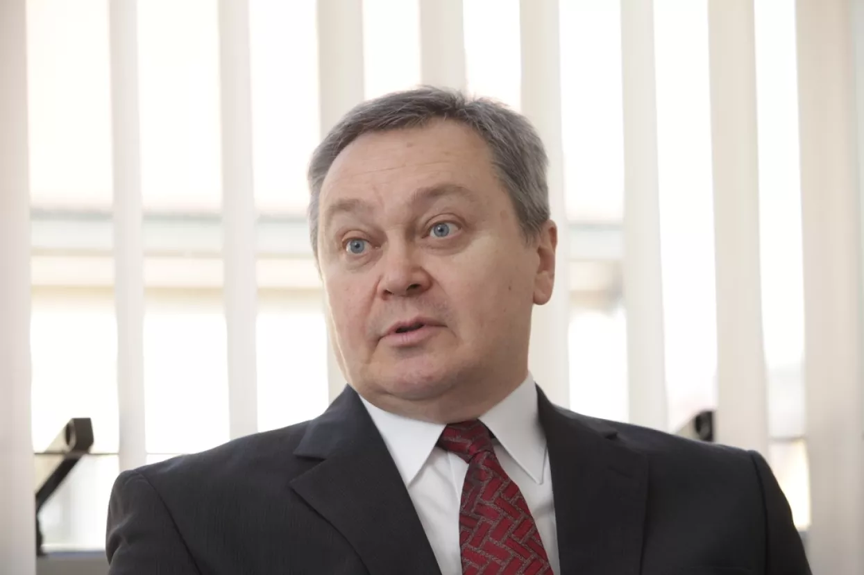 HUB: Kamatne stope padaju, krediti rastu