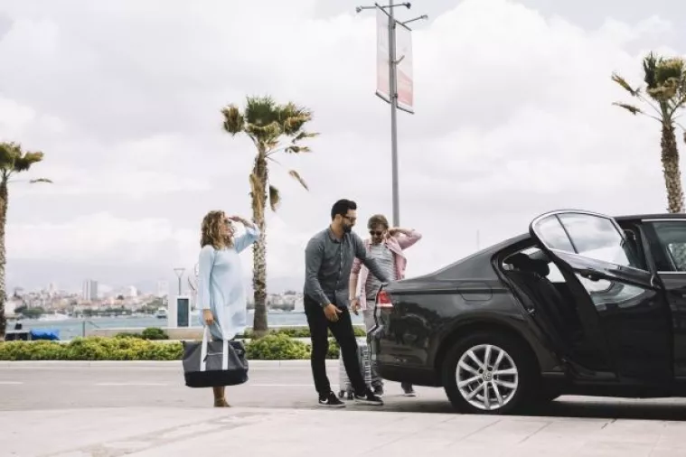 Uber se vratio u Barcelonu, legalno