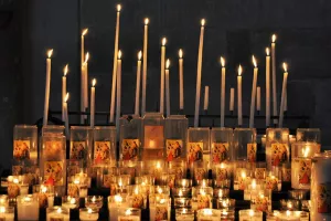 Europa postaje postkršćanska: Vjerski identitet sve manje se prenosi s roditelja na djecu