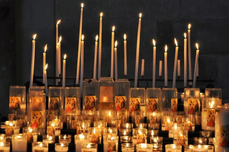 Europa postaje postkršćanska: Vjerski identitet sve manje se prenosi s roditelja na djecu