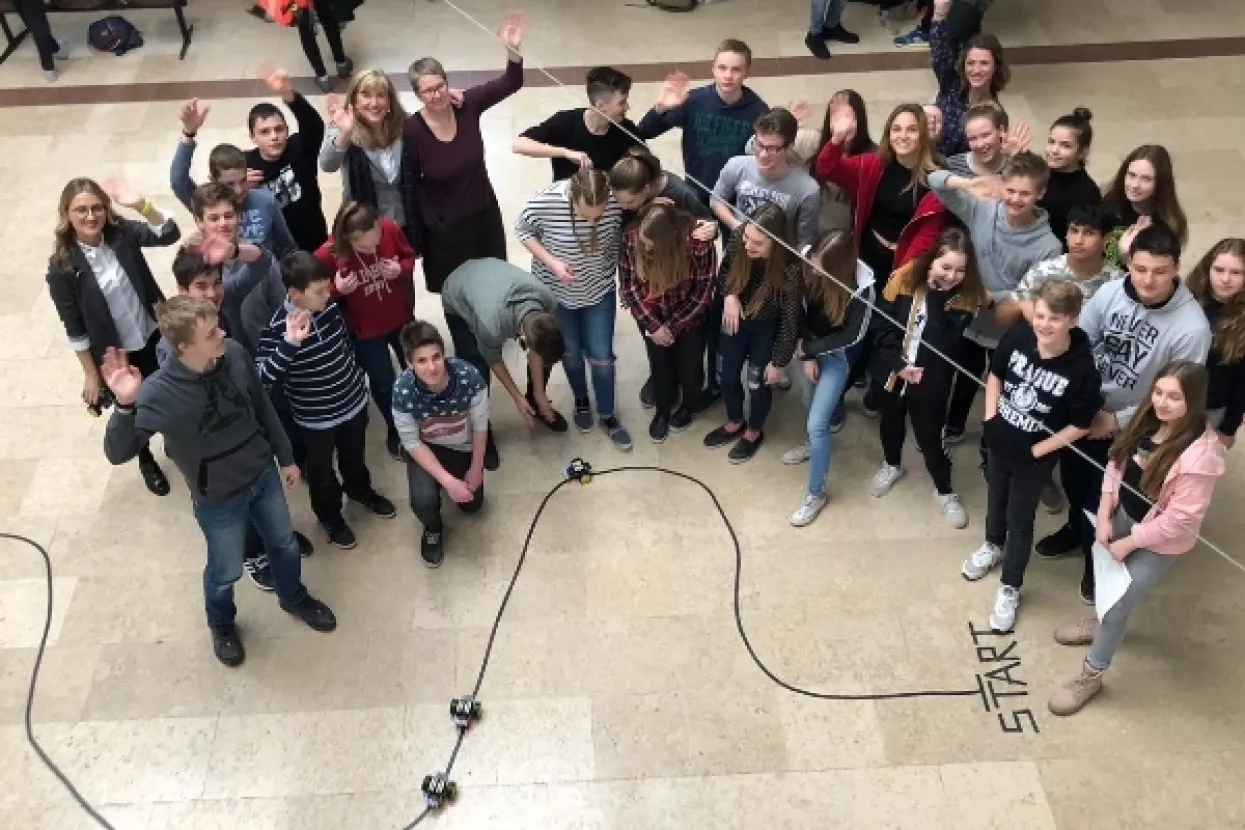 Popravci, programiranje, strategija, &scaron;pijunaža - zanimljivo natjecanje hrvatsko-njemačkih robota