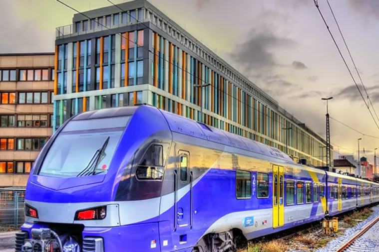 Deutsche Bahn pohvalio se rekordnim prihodima i brojem putnika, ali točnost mu i dalje slaba točka