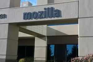 Uslijed skandala Mozilla prestaje s oglašavanjem na Facebooku
