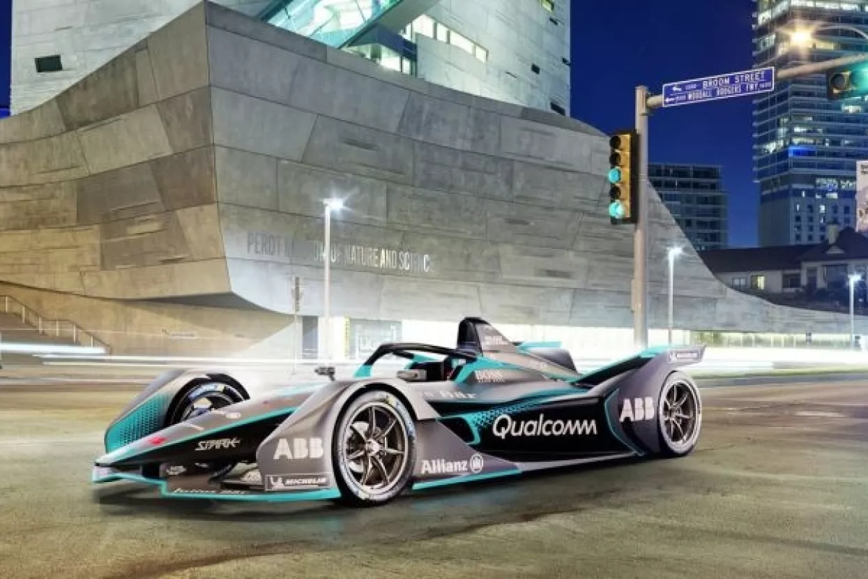 Netflix će producirati dokumentarnu seriju o sezoni 2018. Formule 1