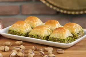 Ma&scaron;ala! Turski slastičari napravili baklavu od 518 kilograma za Guinnessa