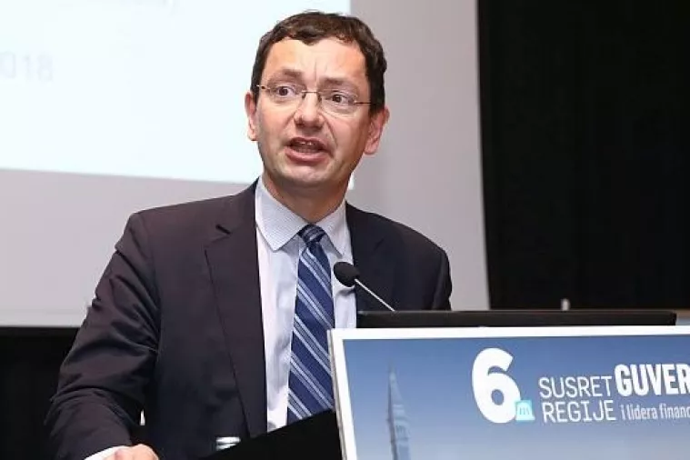 Véron: U budućnosti je najvažnije izbjeći nijekanje loših kredita