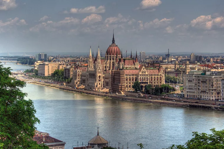 Porezne olakšice i visokotehnološki uvjeti Budimpeštu učinili drugom filmskom pozornicom Europe