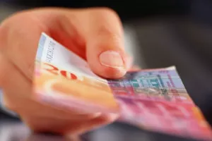 Sud EU potvrdio: Valutna klauzula CHF je nepoštena i ništetna ugovorna odredba