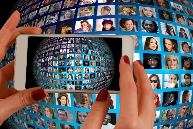 Miodrag Šajatović: Generacijo Z, oprez! I digitalna revolucija jede svoju djecu