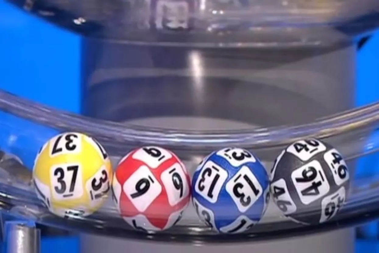 Francuska Vlada prodaje 50 posto udjela u državnoj lutriji