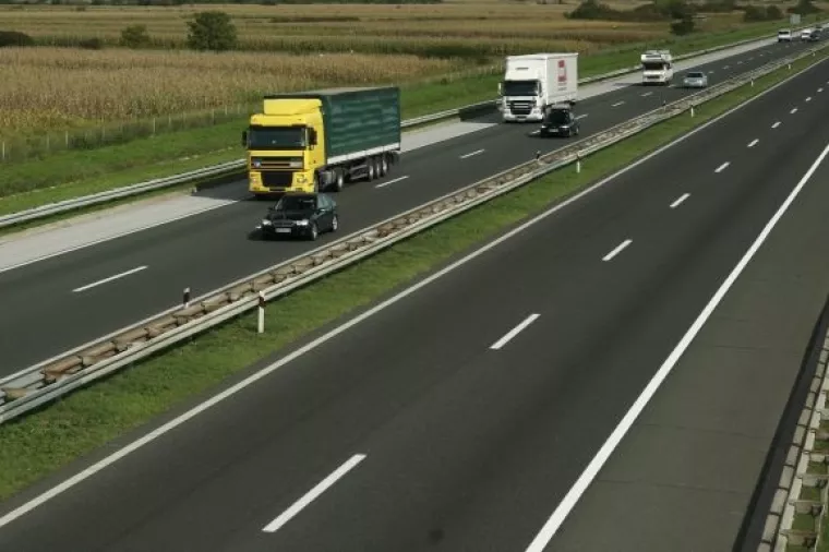 Četiri ponude za studiju o elektronskoj naplati cestarina