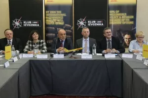 VIDEO: Baletne papučice, seksi štikle i tange - Glasnovićevi darovi za zagovornike IK