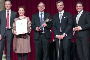 cargo-partner donirao 1.160 pari cipela u dobrotvorne svrhe