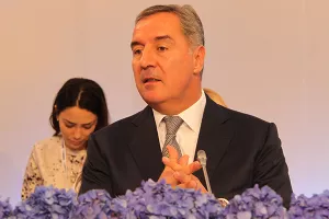 Nakon tri kratke mirovine Milo Đukanović ponovno u 'ringu' za crnogorskog predsjednika