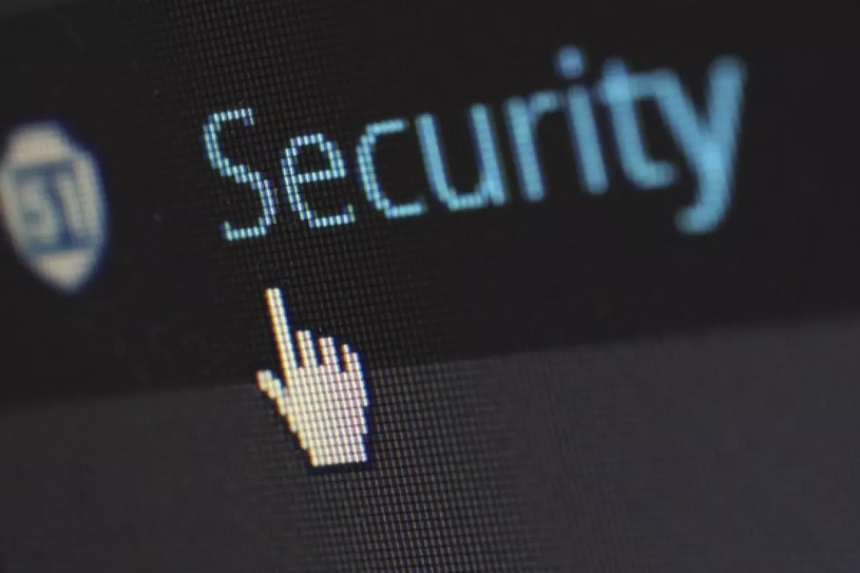 Hrvati zabrinuti zbog narušavanja privatnosti na internetu - istraživanje