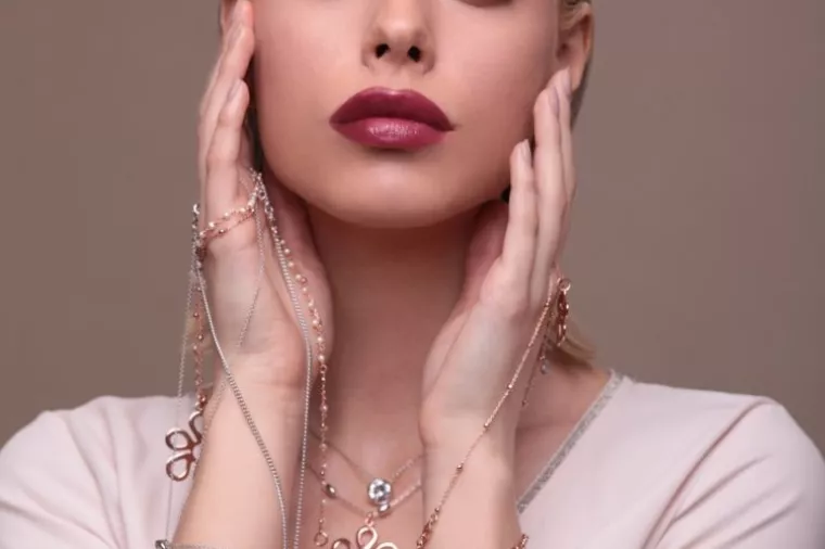 Decentan nakit iz Argentuma za besprijekoran i upečatljiv stil