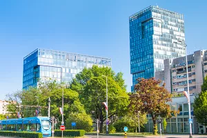 ZSE: Pad indeksa uz nizak promet