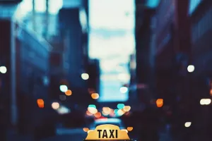 Donesen Zakon o prijevozu u cestovnom prometu kojim će se broj taksista udvostručiti