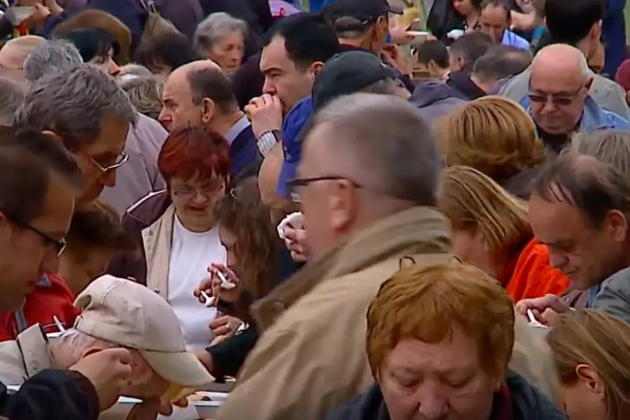 U Maksimiru će se za 1. svibnja pojesti 60.000 besplatnih porcija graha vrijednih skoro milijun kuna