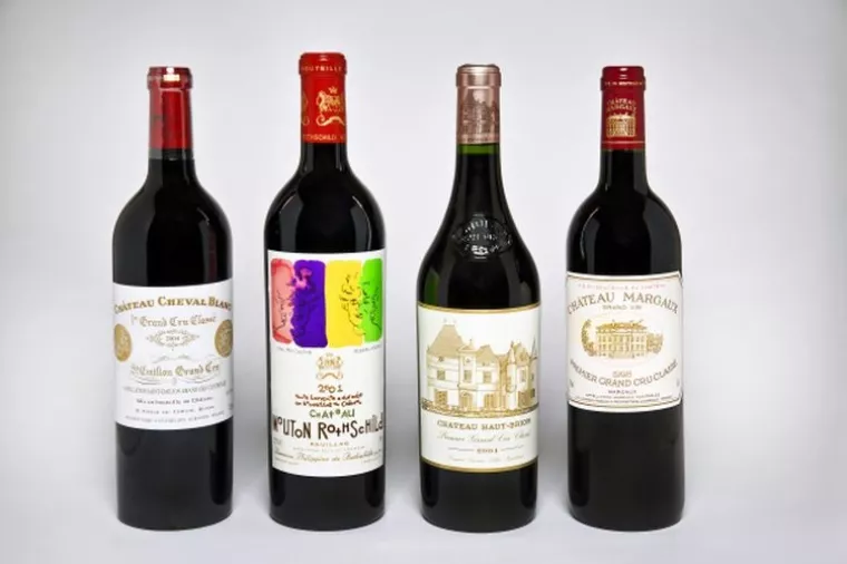 Emirates otvaranjem najfinijih vina iz vlastitog vinskog podruma lansirao kolekciju Emirates Vintage