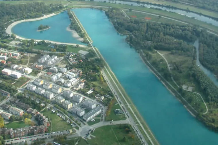 Jezero Jarun nije za kupanje, kakvoća vode nije zadovoljavajuća - ZGS