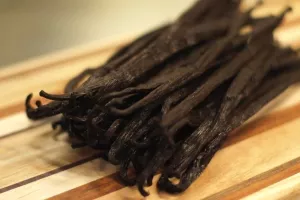 Kilogram vanilije skuplji od kilograma srebra