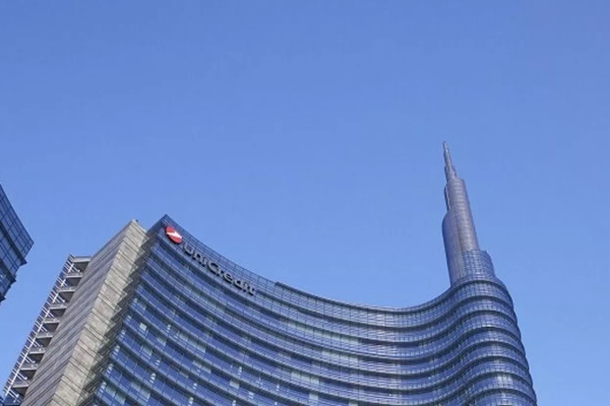 Dobit UniCredita poskočila više od 20 posto, u planu prodaja nenaplativih kredita