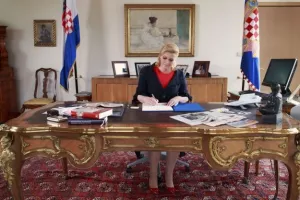 Grabar Kitarović: Ostavka Martine Dalić razborit politički čin, ključno je postići nagodbu